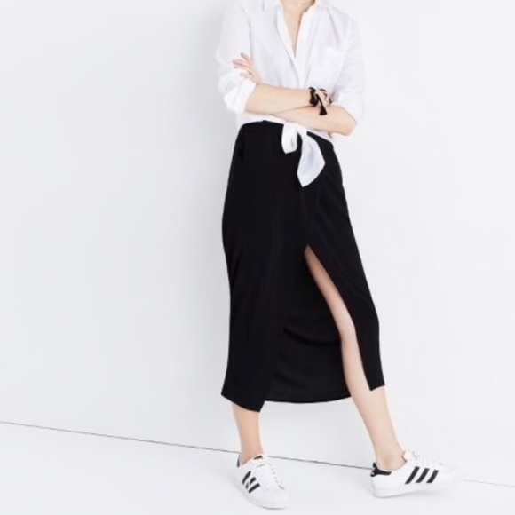 Madewell Dresses & Skirts - Madewell black maxi skirt